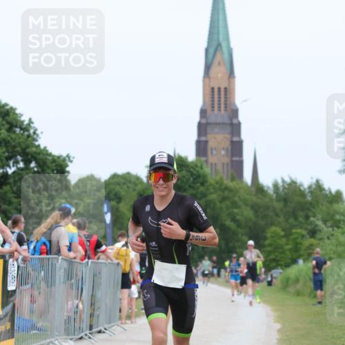22.06.2025 - Viking Triathlon H.Heesch http://msf.ph/oto/8107362 22.06.2025 14:31:35 Laufen 365, 395 meine-sportfotos.de