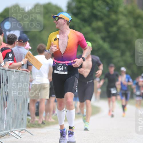 22.06.2025 - Viking Triathlon H.Heesch http://msf.ph/oto/8107383 22.06.2025 13:55:45 Laufen 29, 463, 554 meine-sportfotos.de