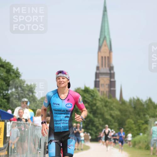 22.06.2025 - Viking Triathlon H.Heesch http://msf.ph/oto/8107389 22.06.2025 14:20:20 Laufen 9, 282 meine-sportfotos.de
