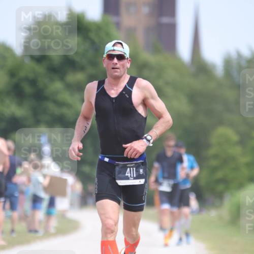 22.06.2025 - Viking Triathlon H.Heesch http://msf.ph/oto/8107400 22.06.2025 13:56:00 Laufen 17, 171, 286, 337, 411, 485, 640 meine-sportfotos.de