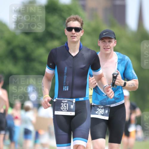 22.06.2025 - Viking Triathlon H.Heesch http://msf.ph/oto/8107404 22.06.2025 13:56:09 Laufen 234, 298, 351 meine-sportfotos.de