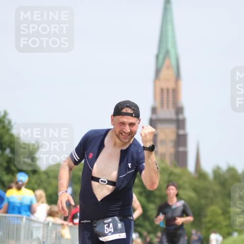 22.06.2025 - Viking Triathlon H.Heesch http://msf.ph/oto/8107468 22.06.2025 14:20:52 Laufen 54, 408, 465, 611 meine-sportfotos.de