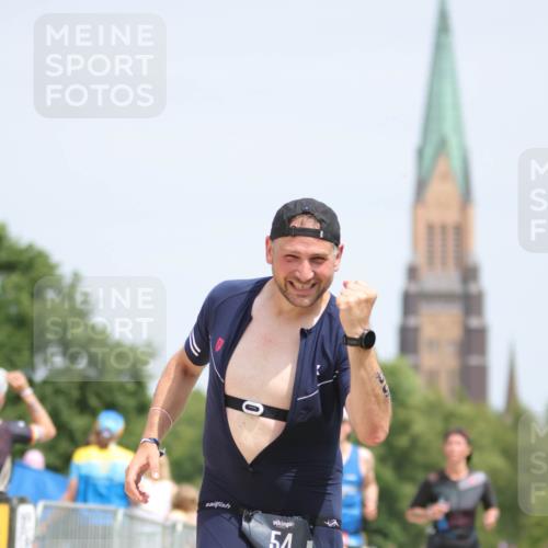 22.06.2025 - Viking Triathlon H.Heesch http://msf.ph/oto/8107476 22.06.2025 14:20:52 Laufen 54, 408, 465, 611 meine-sportfotos.de