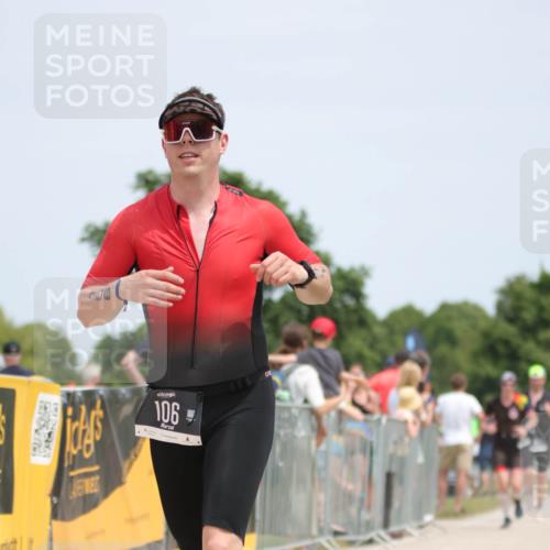 22.06.2025 - Viking Triathlon H.Heesch http://msf.ph/oto/8107502 22.06.2025 13:57:39 Laufen 106, 425, 471 meine-sportfotos.de