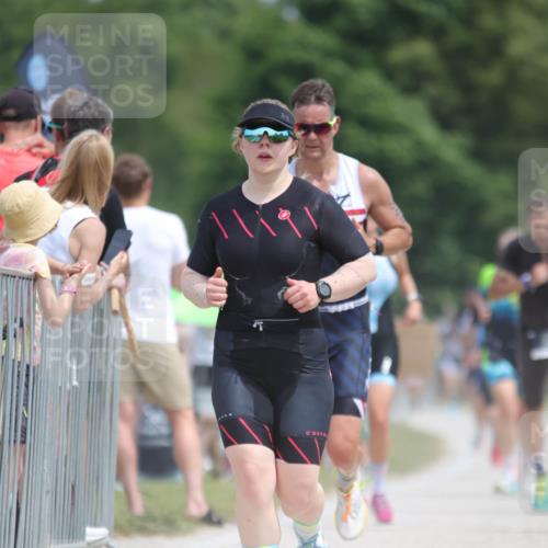 22.06.2025 - Viking Triathlon H.Heesch http://msf.ph/oto/8107516 22.06.2025 13:57:49 Laufen 240, 340, 425, 532 meine-sportfotos.de