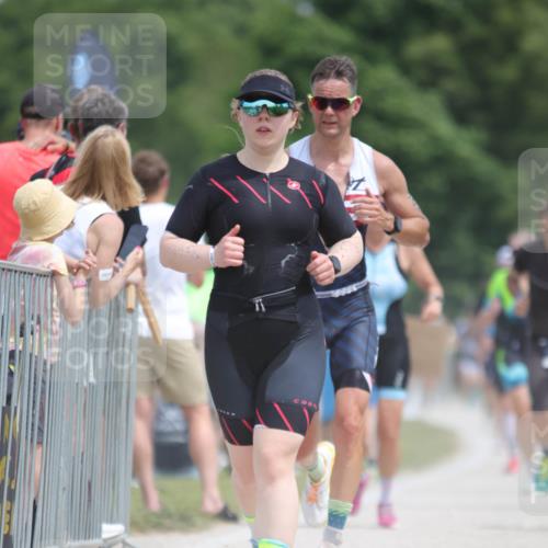 22.06.2025 - Viking Triathlon H.Heesch http://msf.ph/oto/8107521 22.06.2025 13:57:49 Laufen 240, 340, 425, 532 meine-sportfotos.de