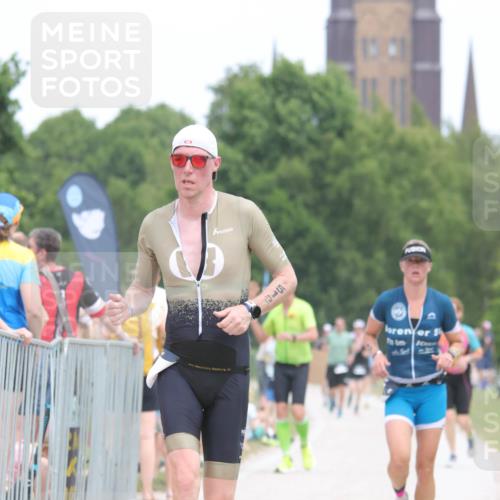 22.06.2025 - Viking Triathlon H.Heesch http://msf.ph/oto/8107522 22.06.2025 14:31:45 Laufen 17, 518 meine-sportfotos.de