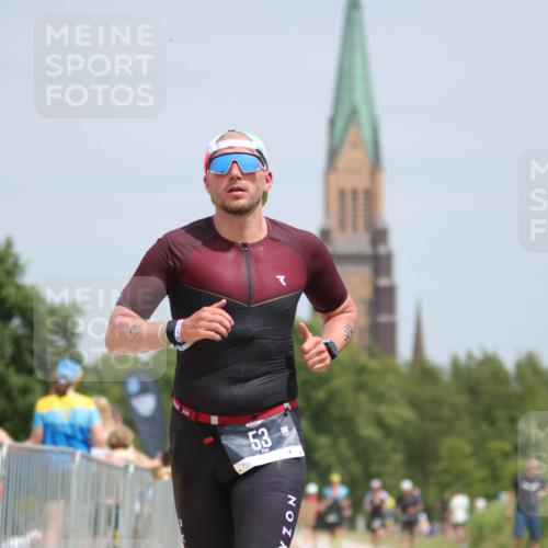 22.06.2025 - Viking Triathlon H.Heesch http://msf.ph/oto/8107525 22.06.2025 14:21:17 Laufen 10, 53 meine-sportfotos.de