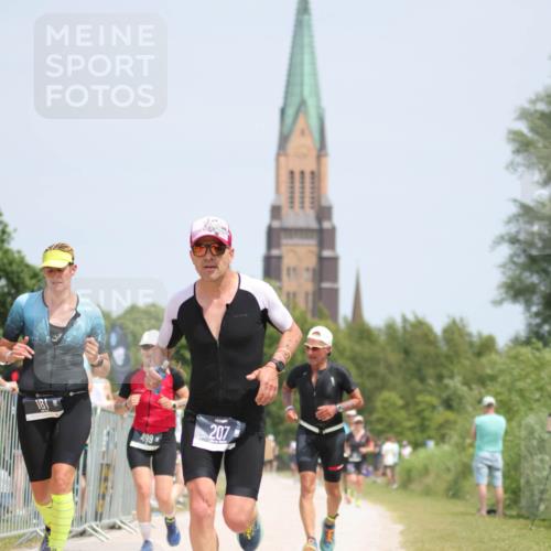 22.06.2025 - Viking Triathlon H.Heesch http://msf.ph/oto/8107531 22.06.2025 14:21:35 Laufen 181, 207, 283, 499 meine-sportfotos.de