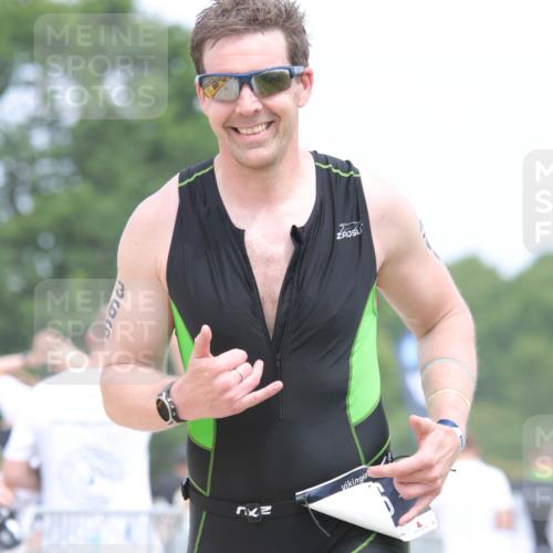 22.06.2025 - Viking Triathlon H.Heesch http://msf.ph/oto/8107576 22.06.2025 14:42:08 Laufen 184, 356, 366, 601 meine-sportfotos.de
