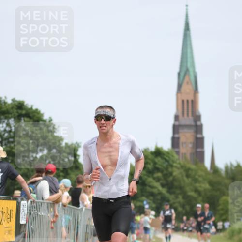 22.06.2025 - Viking Triathlon H.Heesch http://msf.ph/oto/8107592 22.06.2025 13:58:32 Laufen 50, 99, 253, 315 meine-sportfotos.de