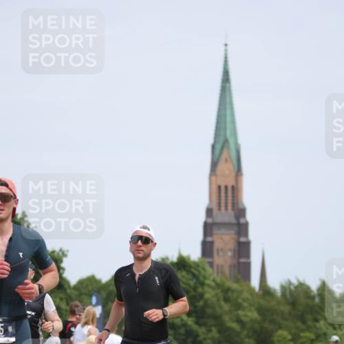 22.06.2025 - Viking Triathlon H.Heesch http://msf.ph/oto/8107611 22.06.2025 13:58:44 Laufen 48, 185, 266 meine-sportfotos.de