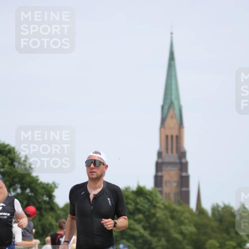 22.06.2025 - Viking Triathlon H.Heesch http://msf.ph/oto/8107618 22.06.2025 13:58:45 Laufen 48, 185, 266 meine-sportfotos.de