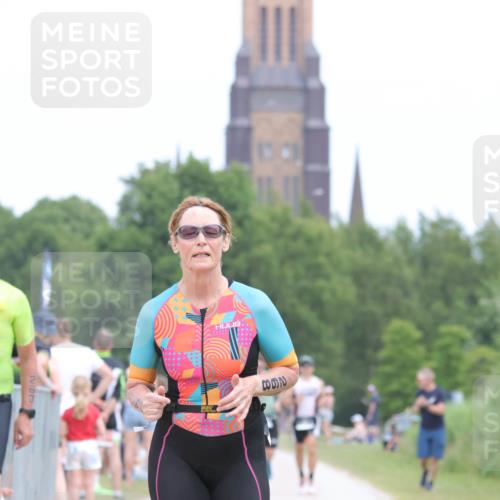 22.06.2025 - Viking Triathlon H.Heesch http://msf.ph/oto/8107626 22.06.2025 14:31:58 Laufen 263, 268 meine-sportfotos.de