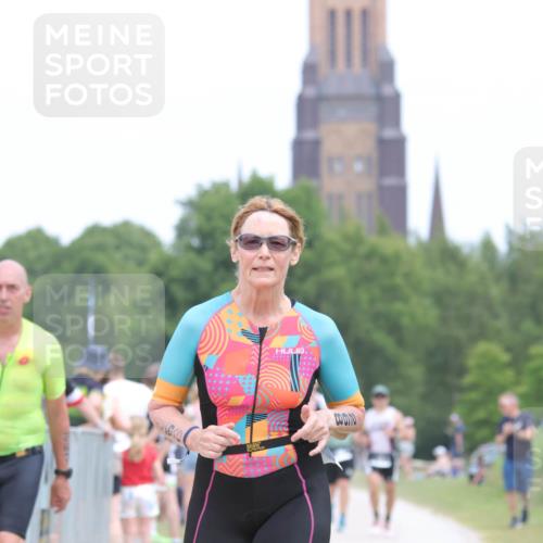 22.06.2025 - Viking Triathlon H.Heesch http://msf.ph/oto/8107642 22.06.2025 14:31:58 Laufen 263, 268 meine-sportfotos.de
