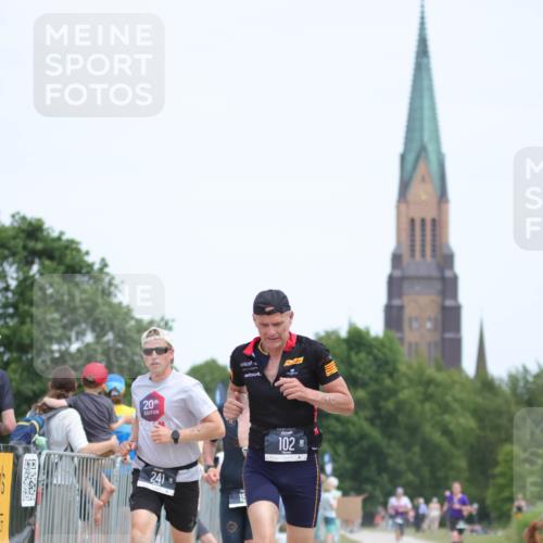 22.06.2025 - Viking Triathlon H.Heesch http://msf.ph/oto/8107650 22.06.2025 14:00:30 Laufen 97, 102, 152, 241, 657 meine-sportfotos.de