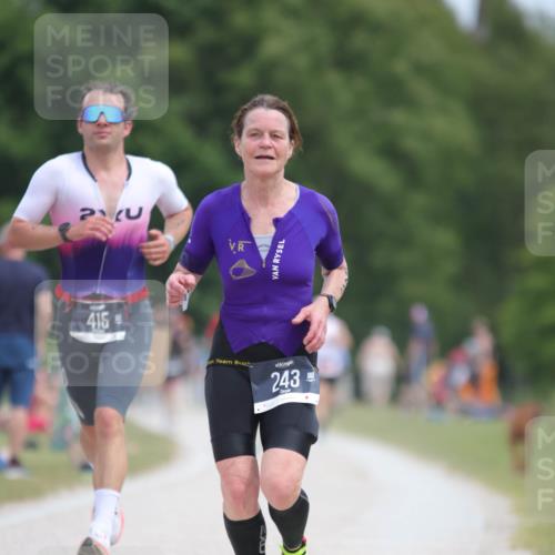 22.06.2025 - Viking Triathlon H.Heesch http://msf.ph/oto/8107656 22.06.2025 14:00:43 Laufen 243, 415 meine-sportfotos.de