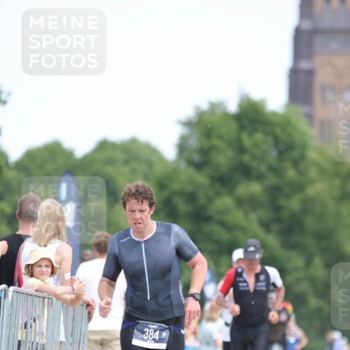 22.06.2025 - Viking Triathlon H.Heesch http://msf.ph/oto/8107678 22.06.2025 14:01:01 Laufen 384 meine-sportfotos.de