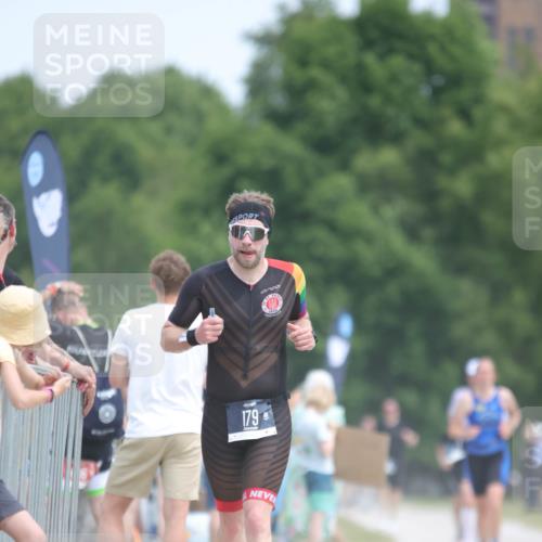 22.06.2025 - Viking Triathlon H.Heesch http://msf.ph/oto/8107695 22.06.2025 14:01:10 Laufen 63, 179, 658 meine-sportfotos.de