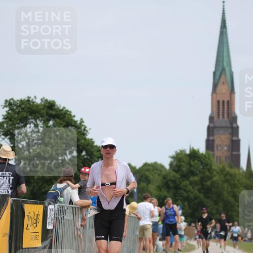 22.06.2025 - Viking Triathlon H.Heesch http://msf.ph/oto/8107717 22.06.2025 14:01:26 Laufen 487 meine-sportfotos.de