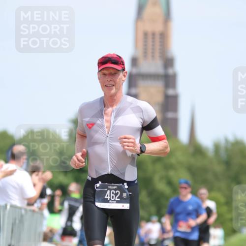 22.06.2025 - Viking Triathlon H.Heesch http://msf.ph/oto/8107729 22.06.2025 14:22:42 Laufen 233, 462 meine-sportfotos.de