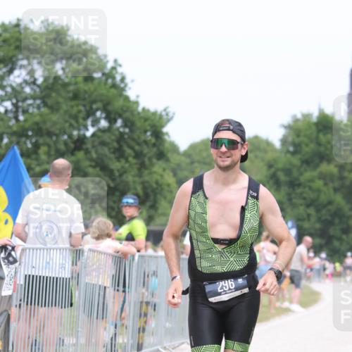 22.06.2025 - Viking Triathlon H.Heesch http://msf.ph/oto/8107733 22.06.2025 14:42:18 Laufen 296 meine-sportfotos.de
