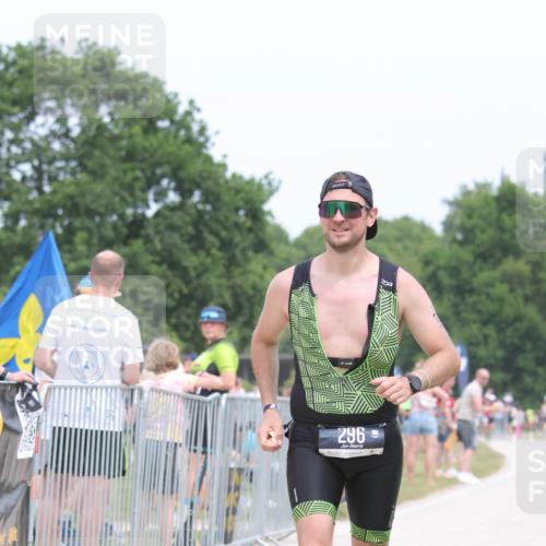 22.06.2025 - Viking Triathlon H.Heesch http://msf.ph/oto/8107740 22.06.2025 14:42:18 Laufen 296 meine-sportfotos.de
