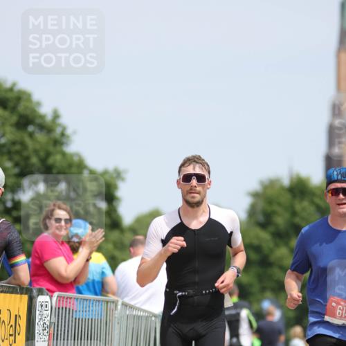 22.06.2025 - Viking Triathlon H.Heesch http://msf.ph/oto/8107745 22.06.2025 14:22:48 Laufen 233, 462, 614 meine-sportfotos.de