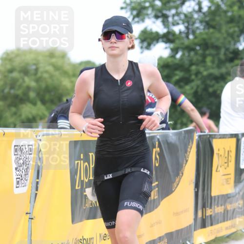 22.06.2025 - Viking Triathlon H.Heesch http://msf.ph/oto/8107763 22.06.2025 14:32:13 Laufen 264, 305, 374, 481 meine-sportfotos.de