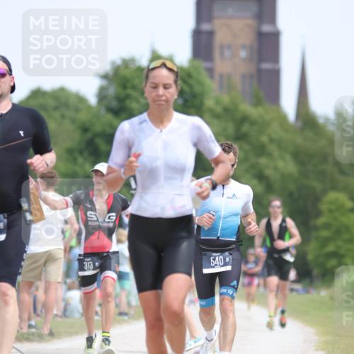 22.06.2025 - Viking Triathlon H.Heesch http://msf.ph/oto/8107777 22.06.2025 14:01:40 Laufen 13, 51, 313, 383, 540, 542 meine-sportfotos.de