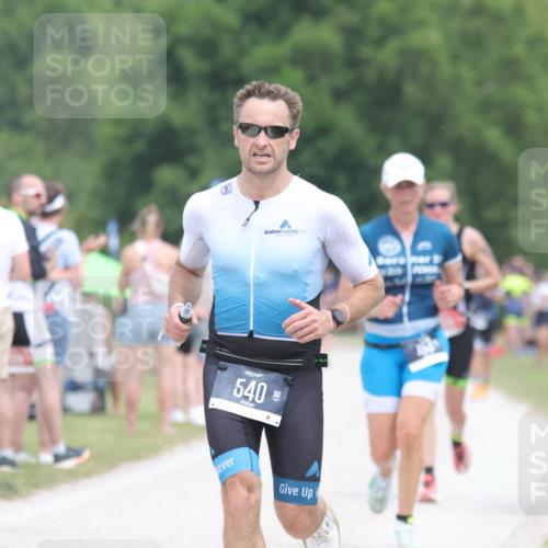22.06.2025 - Viking Triathlon H.Heesch http://msf.ph/oto/8107778 22.06.2025 14:42:26 Laufen 163, 540, 606 meine-sportfotos.de