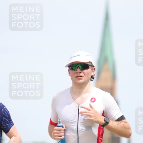 22.06.2025 - Viking Triathlon H.Heesch http://msf.ph/oto/8107791 22.06.2025 14:23:04 Laufen 318, 328, 347, 457, 474, 517 meine-sportfotos.de