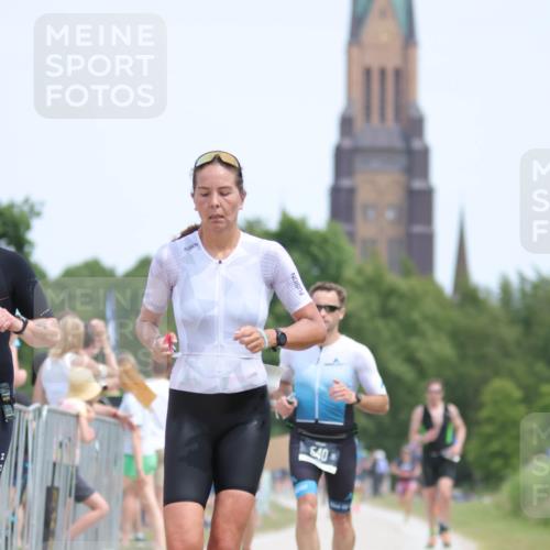 22.06.2025 - Viking Triathlon H.Heesch http://msf.ph/oto/8107794 22.06.2025 14:01:41 Laufen 13, 51, 313, 383, 540, 542 meine-sportfotos.de