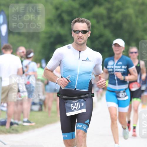 22.06.2025 - Viking Triathlon H.Heesch http://msf.ph/oto/8107795 22.06.2025 14:42:26 Laufen 163, 540, 606 meine-sportfotos.de