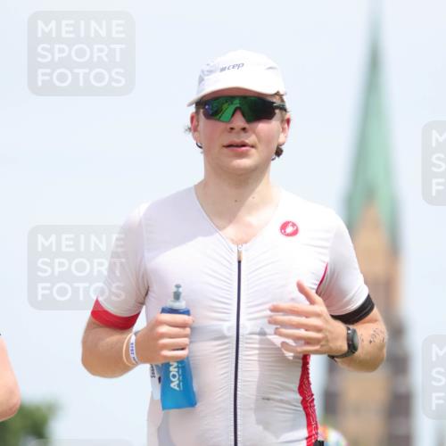 22.06.2025 - Viking Triathlon H.Heesch http://msf.ph/oto/8107797 22.06.2025 14:23:04 Laufen 318, 328, 347, 457, 474, 517 meine-sportfotos.de