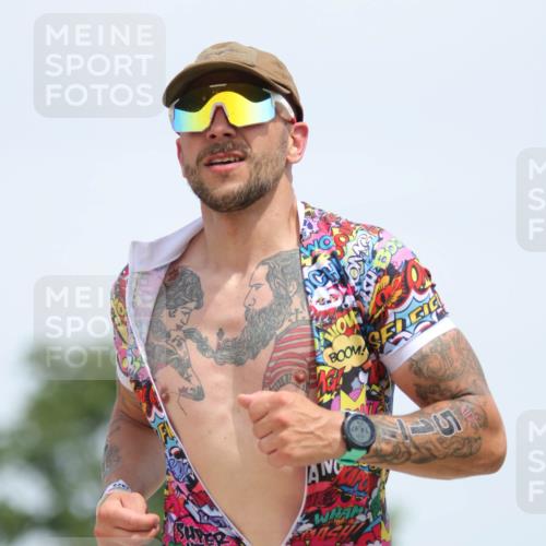 22.06.2025 - Viking Triathlon H.Heesch http://msf.ph/oto/8107806 22.06.2025 14:23:06 Laufen 318, 328, 396, 457, 517 meine-sportfotos.de