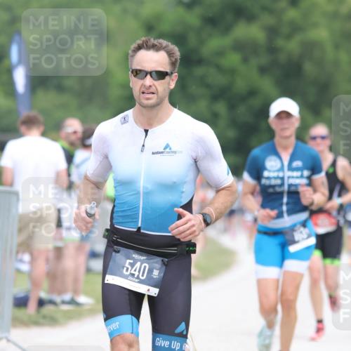 22.06.2025 - Viking Triathlon H.Heesch http://msf.ph/oto/8107821 22.06.2025 14:42:26 Laufen 163, 540, 606 meine-sportfotos.de