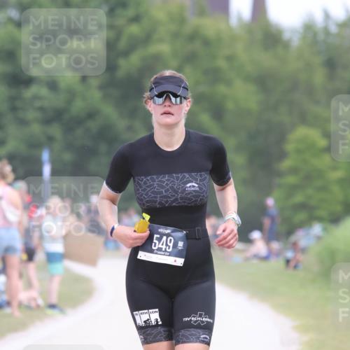 22.06.2025 - Viking Triathlon H.Heesch http://msf.ph/oto/8107845 22.06.2025 14:32:24 Laufen 390, 549 meine-sportfotos.de