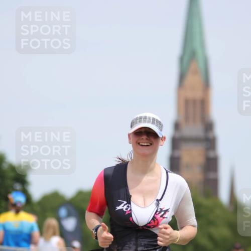 22.06.2025 - Viking Triathlon H.Heesch http://msf.ph/oto/8107850 22.06.2025 14:23:31 Laufen 33, 190, 320 meine-sportfotos.de