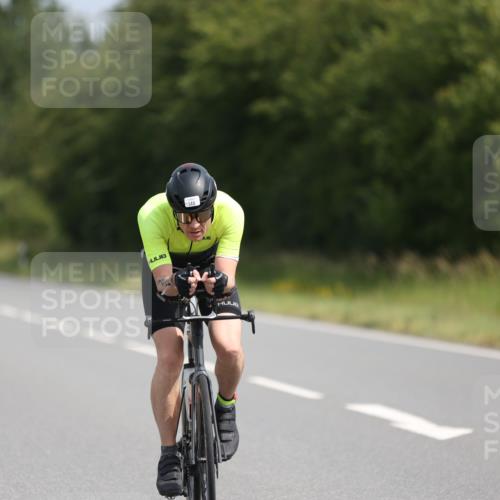 22.06.2025 - Viking Triathlon Yannick Fuchs http://msf.ph/oto/8107899 22.06.2025 11:31:57 Radfahren 13, 148, 173, 189, 191, 340, 341, 444, 458 meine-sportfotos.de