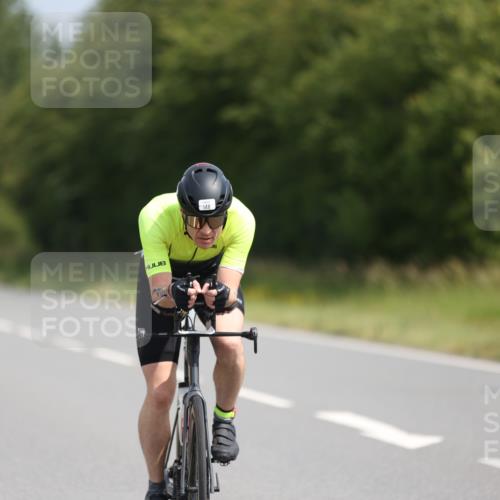 22.06.2025 - Viking Triathlon Yannick Fuchs http://msf.ph/oto/8107904 22.06.2025 11:31:58 Radfahren 13, 148, 173, 189, 191, 340, 341, 444, 458 meine-sportfotos.de