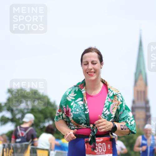 22.06.2025 - Viking Triathlon H.Heesch http://msf.ph/oto/8107919 22.06.2025 14:23:59 Laufen 109, 254, 660 meine-sportfotos.de