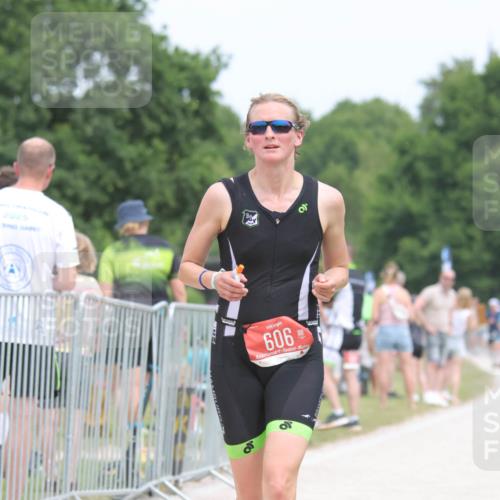 22.06.2025 - Viking Triathlon H.Heesch http://msf.ph/oto/8107946 22.06.2025 14:42:32 Laufen 163, 540, 606 meine-sportfotos.de