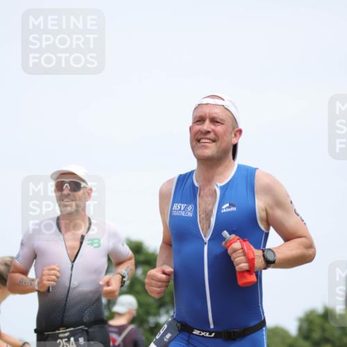 22.06.2025 - Viking Triathlon H.Heesch http://msf.ph/oto/8107959 22.06.2025 14:24:03 Laufen 109, 254, 398 meine-sportfotos.de