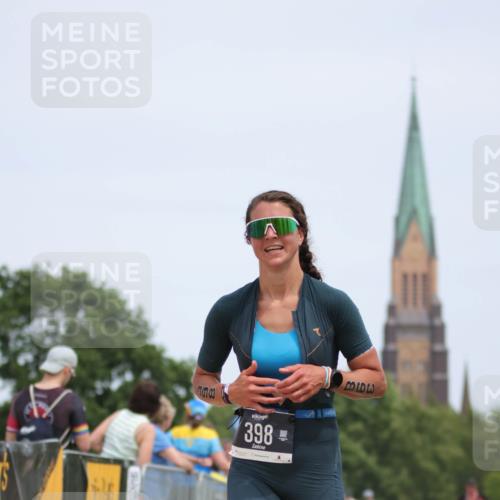22.06.2025 - Viking Triathlon H.Heesch http://msf.ph/oto/8107977 22.06.2025 14:24:09 Laufen 398 meine-sportfotos.de