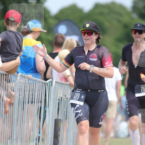 22.06.2025 - Viking Triathlon H.Heesch http://msf.ph/oto/8107983 22.06.2025 14:02:20 Laufen 23, 75, 139, 144, 200, 375 meine-sportfotos.de
