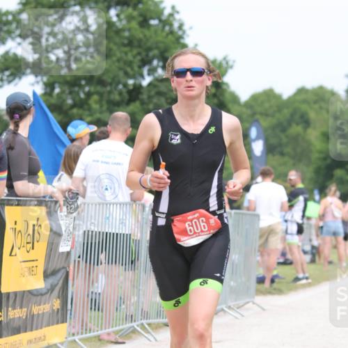 22.06.2025 - Viking Triathlon H.Heesch http://msf.ph/oto/8107993 22.06.2025 14:42:33 Laufen 163, 606 meine-sportfotos.de