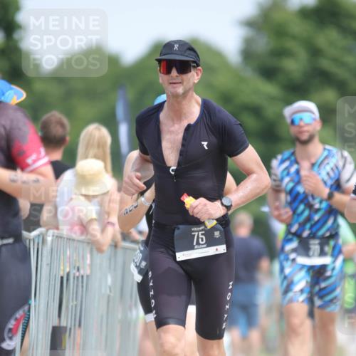 22.06.2025 - Viking Triathlon H.Heesch http://msf.ph/oto/8107999 22.06.2025 14:02:21 Laufen 23, 70, 75, 139, 144, 200, 375 meine-sportfotos.de