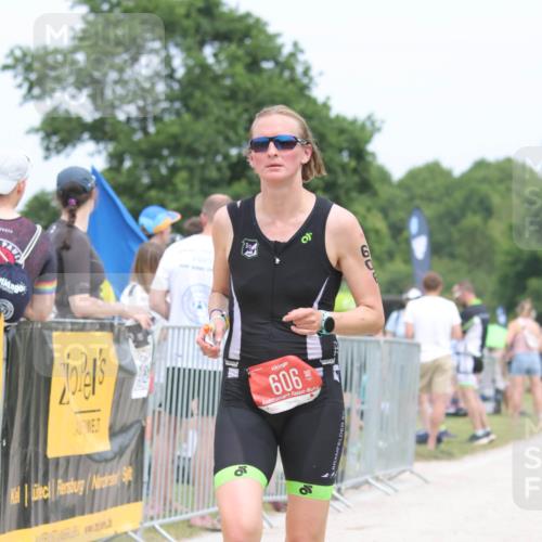 22.06.2025 - Viking Triathlon H.Heesch http://msf.ph/oto/8108015 22.06.2025 14:42:33 Laufen 163, 606 meine-sportfotos.de