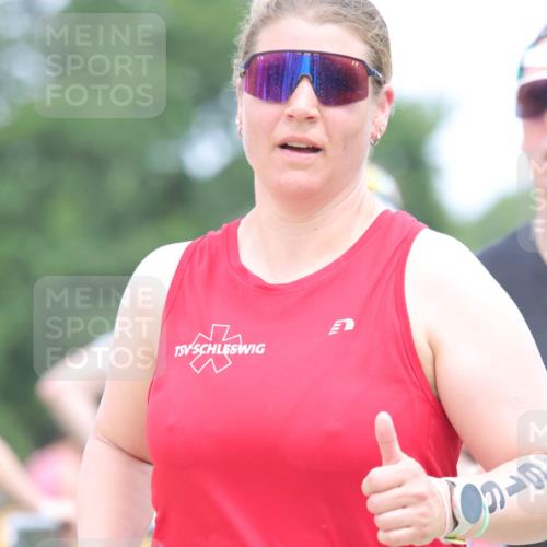22.06.2025 - Viking Triathlon H.Heesch http://msf.ph/oto/8108026 22.06.2025 14:32:50 Laufen 90, 169, 544, 616 meine-sportfotos.de